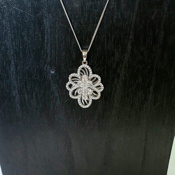 Bella Luce Jewelry - Bella Luce 925 Floral Pattern CZ Pendant with Chain